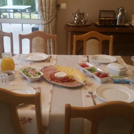 B&B Kamelia Komorniki  Εξωτερικό φωτογραφία