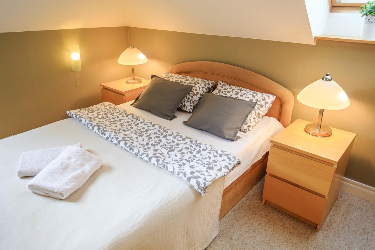 B&B Kamelia Komorniki  Εξωτερικό φωτογραφία